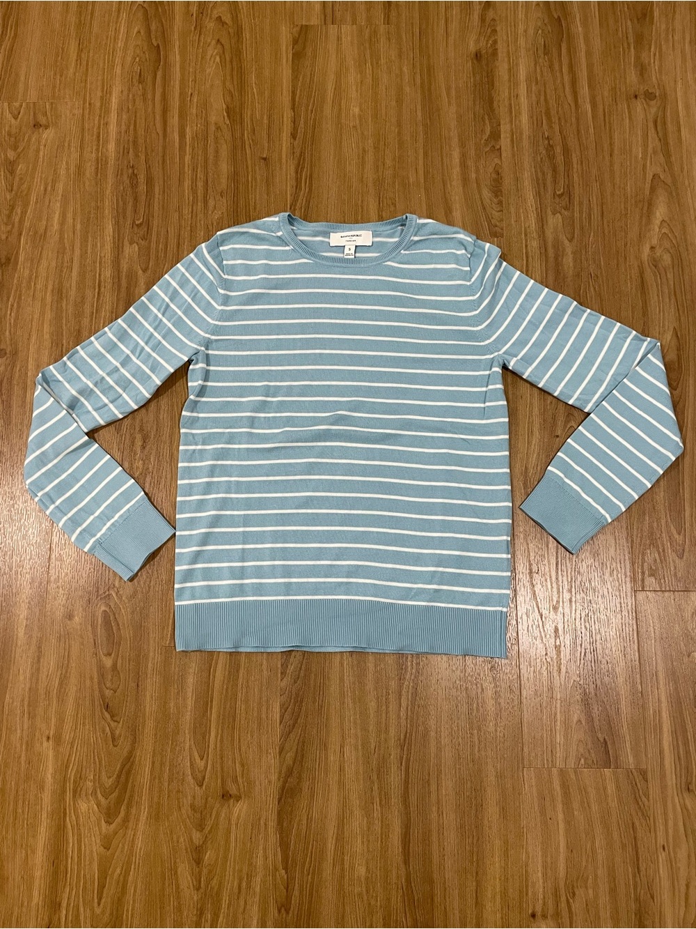 Banana Republic Light Blue and White Striped Crewneck Sweater, Women’s Small